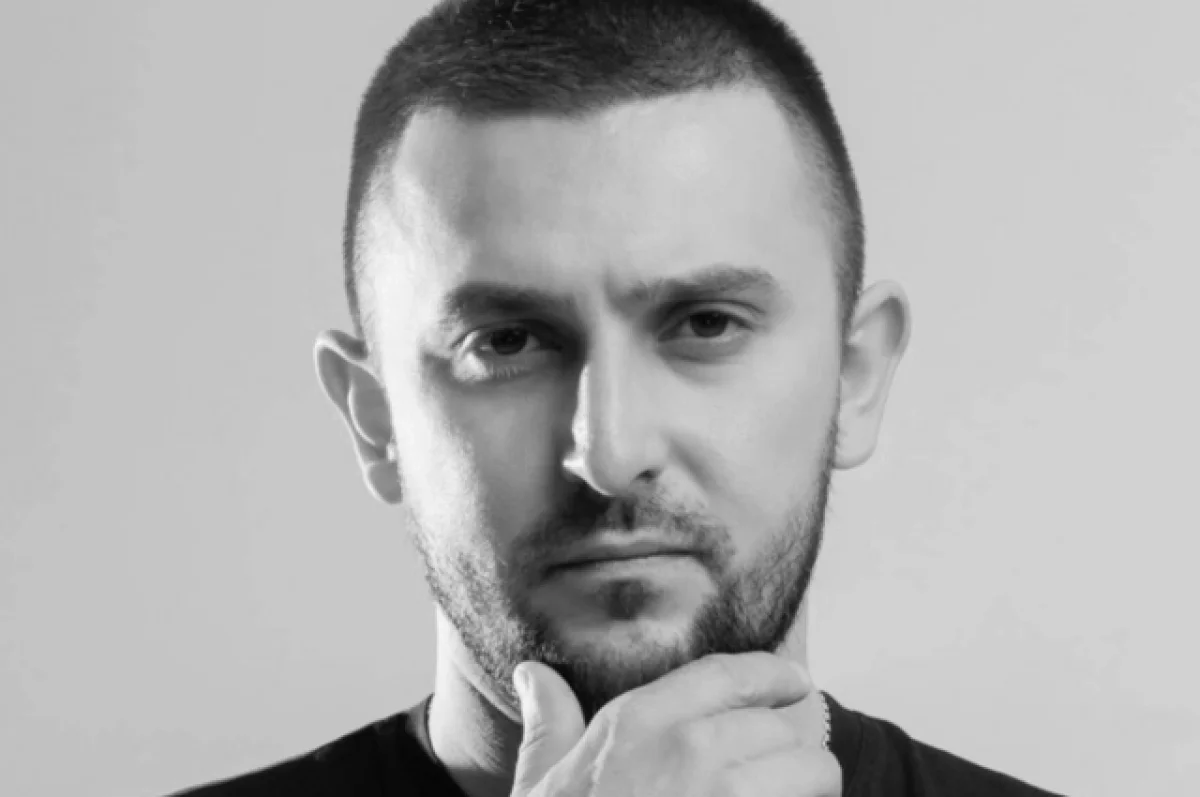 Read more about the article Актер и шоумен Владимир Сопинский погиб в зоне СВО